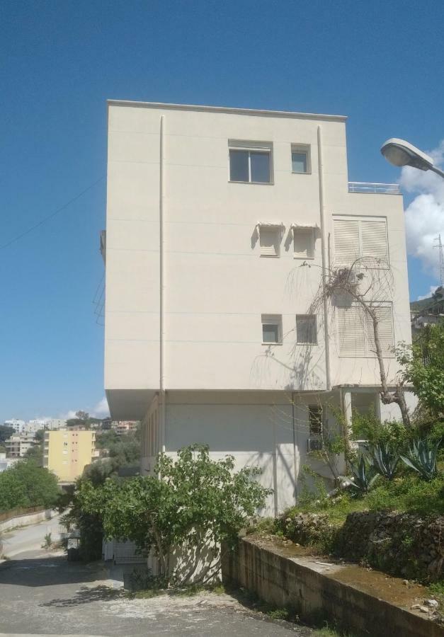 Vlorë Deluxe Sea Apartment מראה חיצוני תמונה