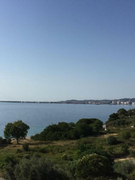 Vlorë Deluxe Sea Apartment חדר תמונה