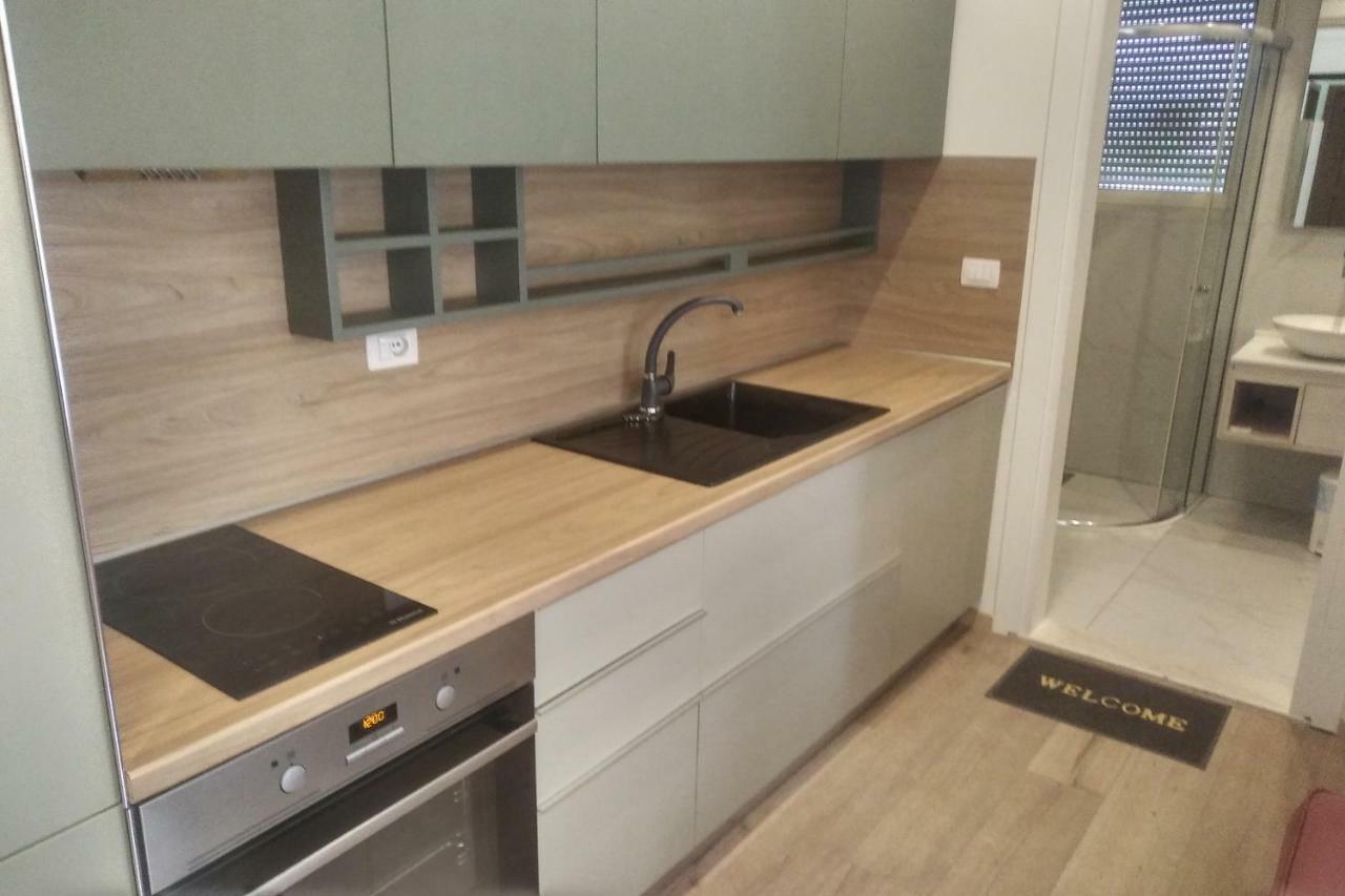 Vlorë Deluxe Sea Apartment מראה חיצוני תמונה