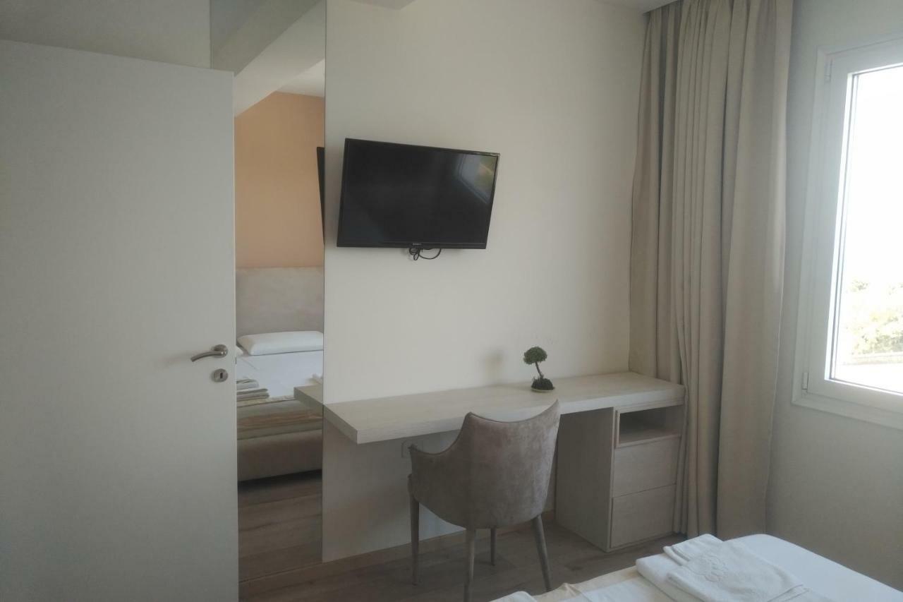 Vlorë Deluxe Sea Apartment מראה חיצוני תמונה