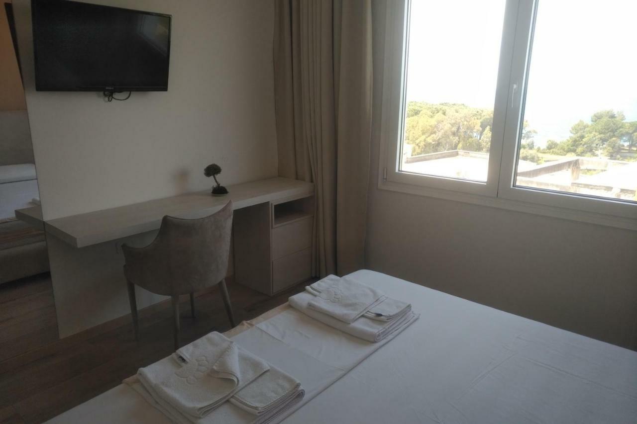 Vlorë Deluxe Sea Apartment מראה חיצוני תמונה