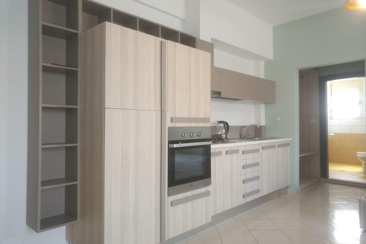 Vlorë Deluxe Sea Apartment מראה חיצוני תמונה
