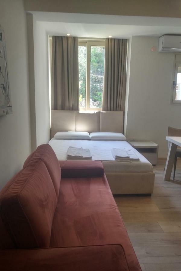 Vlorë Deluxe Sea Apartment מראה חיצוני תמונה