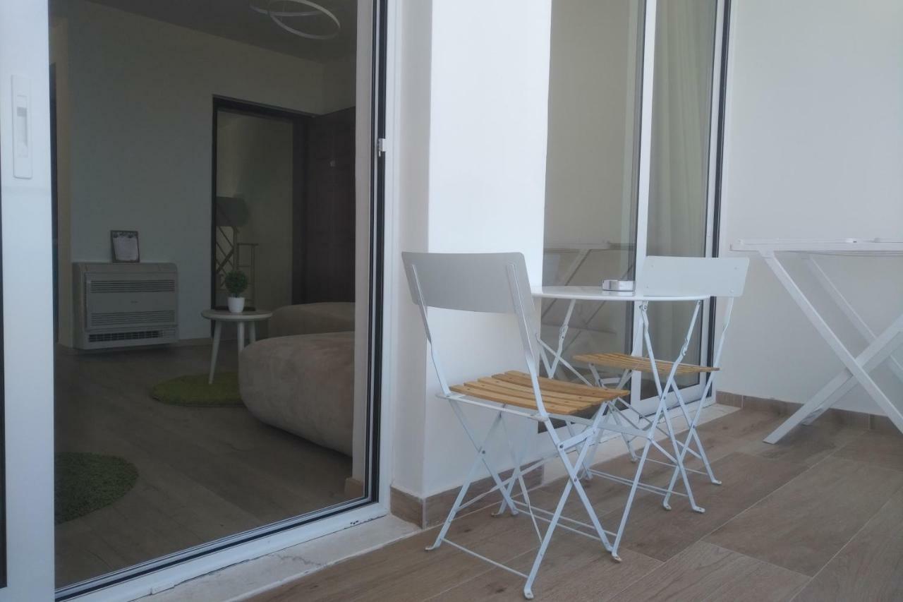 Vlorë Deluxe Sea Apartment מראה חיצוני תמונה