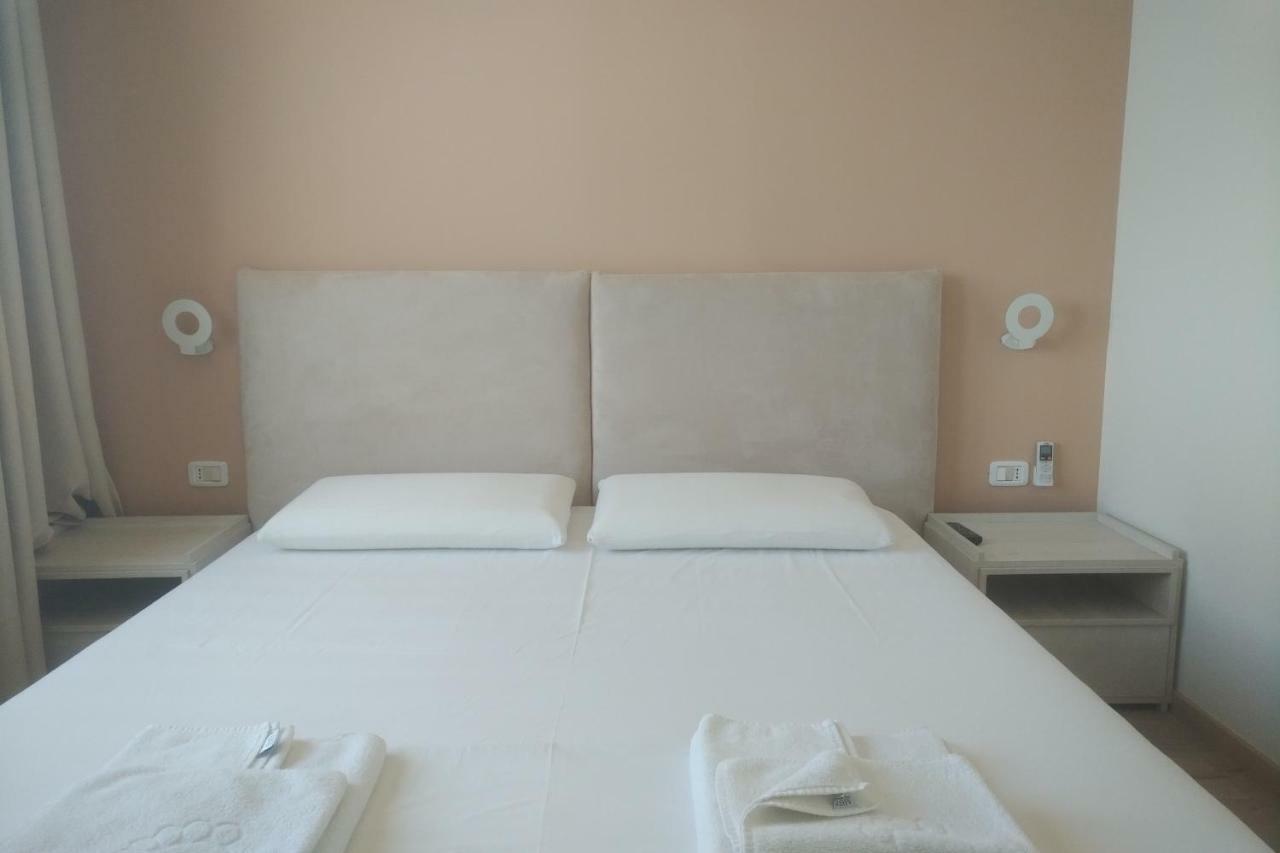 Vlorë Deluxe Sea Apartment מראה חיצוני תמונה